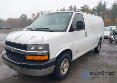 2005 Chevrolet Express из США, поврежденный, VIN 1GCGG25V551185934